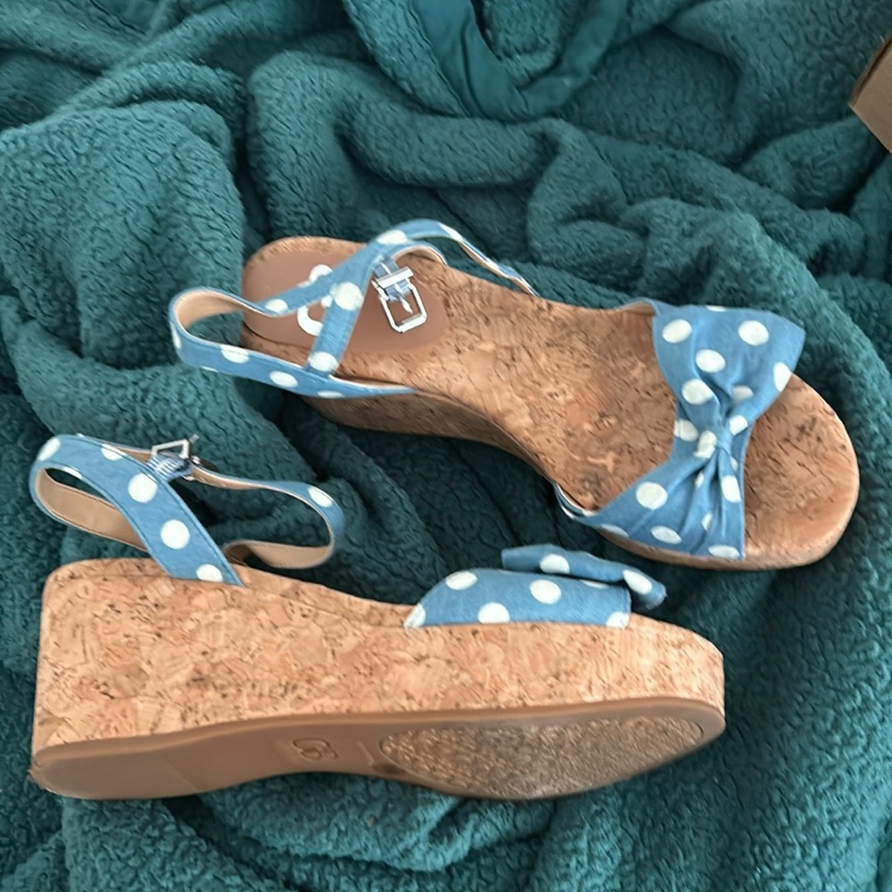 Gianni Bini cork wedge sandals